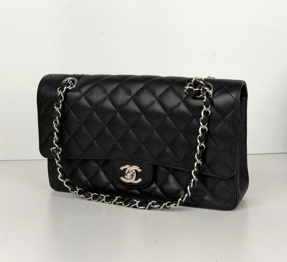 Chanel Classic Double Flap Shoulder Bag Medium in Black Caviar Leather 2012 D-04